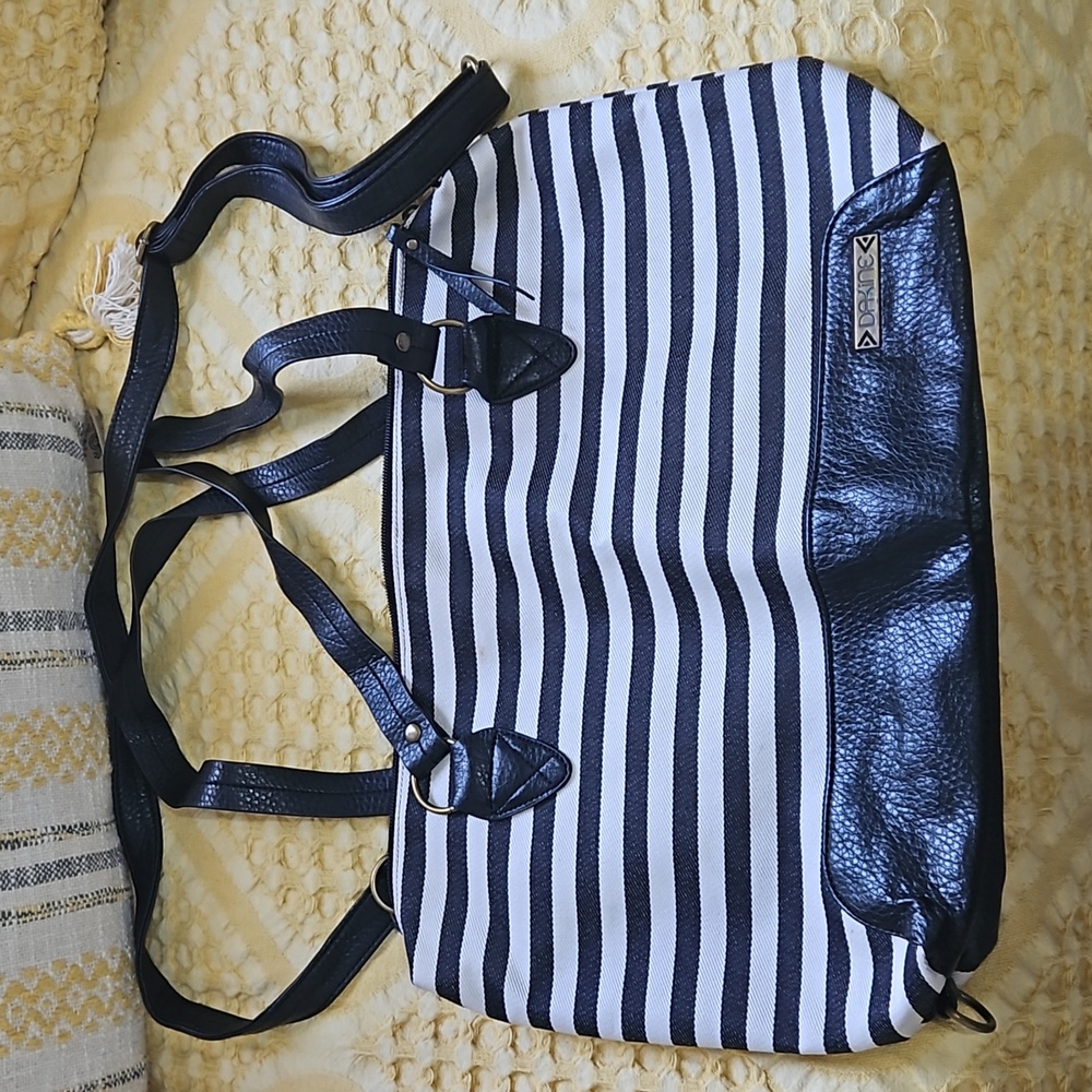 Dakine Wanda Shoulder Bag
